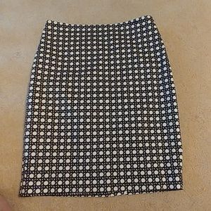 Ann taylor geo pattern pencil shift skirt sz 2P